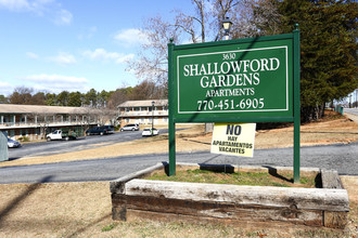 Shallowford Gardens Apartments in Atlanta, GA - Foto de edificio - Building Photo