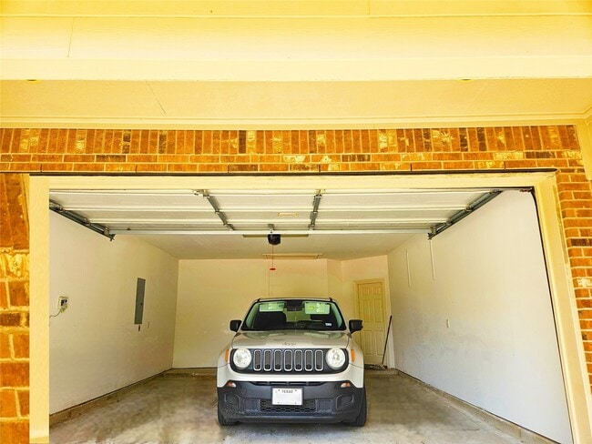 property at 5434 Faircreek Ln