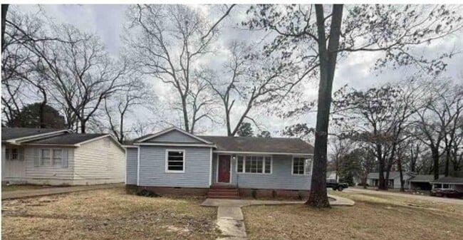 property at 341 E Northside Dr