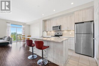 615 Cartographe St in Ottawa, ON - Building Photo - Building Photo