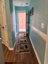 637 Waterway Village Blvd, Unit Bottom end