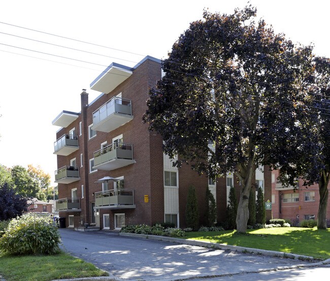 Jewel's Court in Barrie, ON - Building Photo - Primary Photo