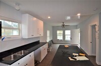 2211 Davis St photo'