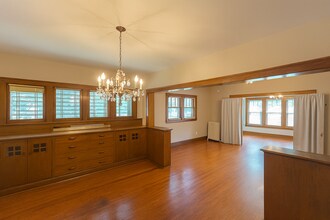 1855 Portland Ave, Unit #1 in St. Paul, MN - Building Photo - Building Photo