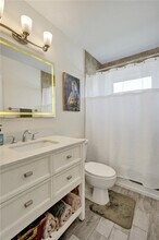2451 NE 49th St in Fort Lauderdale, FL - Building Photo - Building Photo