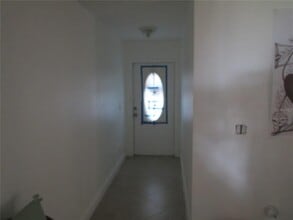 444 Hippel St in Port Charlotte, FL - Building Photo - Building Photo