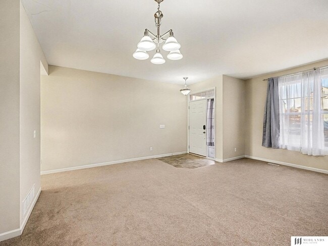 8417 S 65th St in Bellevue, NE - Building Photo - Building Photo