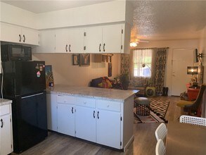 908 Emile St-Unit -8 in Bastrop, TX - Building Photo - Building Photo