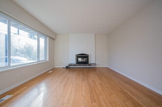 2977 Princess St in Abbotsford, BC - Building Photo - Building Photo