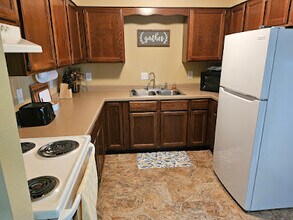 1906 Refset Dr in Janesville, WI - Foto de edificio - Building Photo