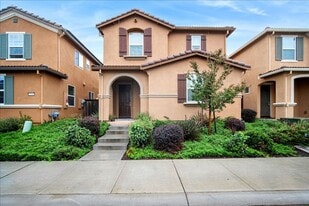 2924 Bowden Sq Wy in Sacramento, CA - Building Photo