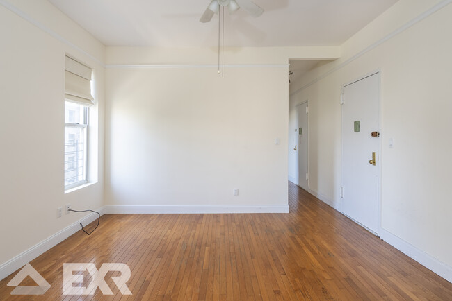 property at 215 W 116th St