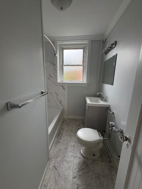 1611 Hampton Blvd, Unit Unit B4 in Norfolk, VA - Foto de edificio - Building Photo