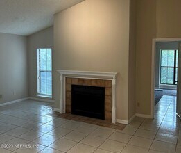 1802 Wood Hill Pl in Jacksonville, FL - Building Photo - Building Photo