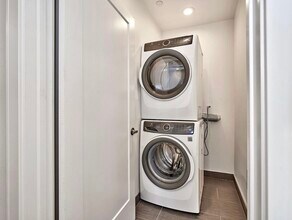 4507 Lomita St in Los Angeles, CA - Building Photo - Building Photo