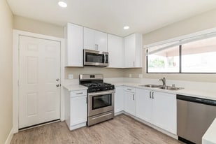 7150 Powderhorn Cir in Las Vegas, NV - Building Photo