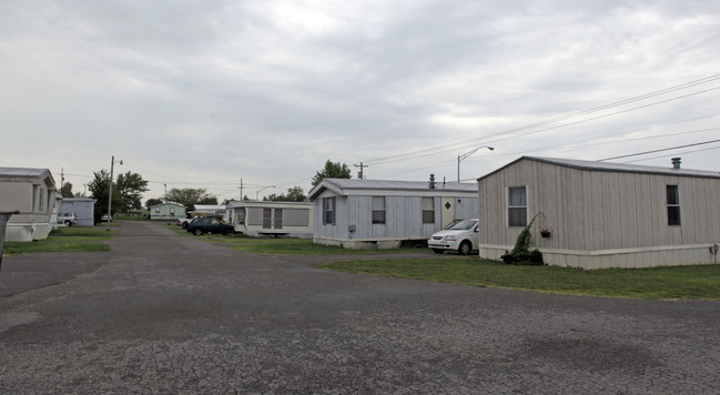 1501 N 9th St in Sapulpa, OK - Foto de edificio - Building Photo