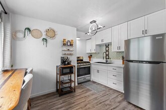 485 Waianuenue Ave, Unit SI ID1473525P in Hilo, HI - Foto de edificio - Building Photo