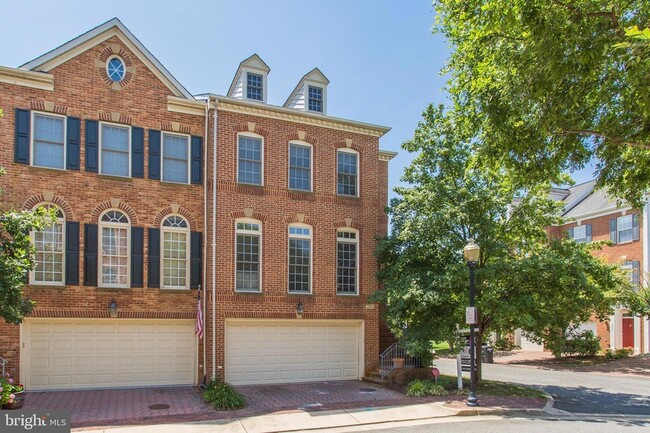 property at 286 Murtha St