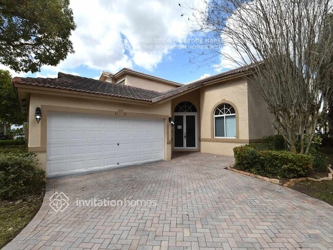 8165 Madison Lakes Cir S