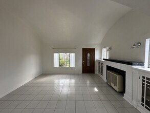 2815 Winter St in Los Angeles, CA - Building Photo - Building Photo