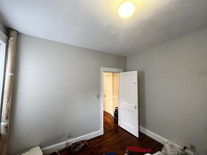 1173 Commonwealth Ave, Unit 9 in Boston, MA - Building Photo - Building Photo