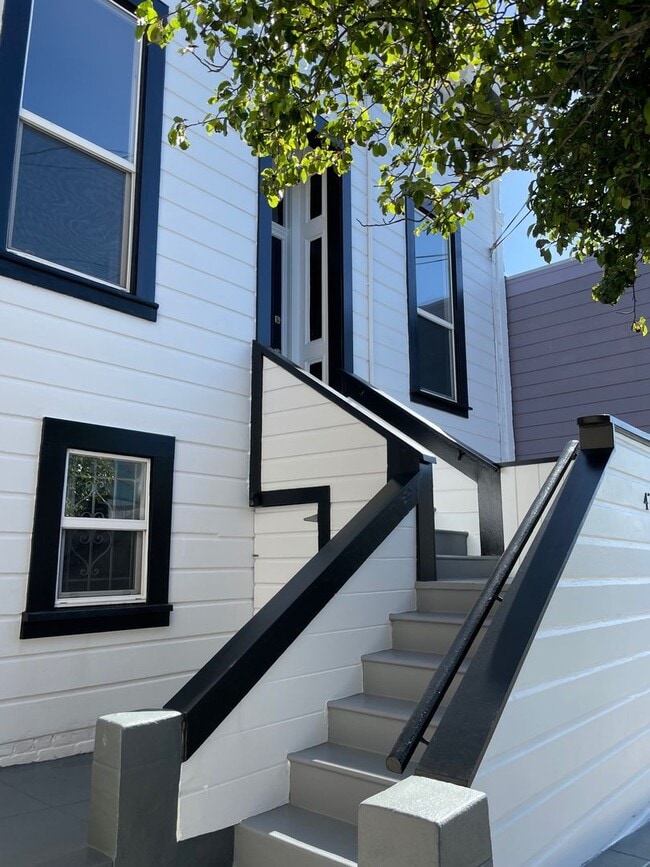 479 Gates St in San Francisco, CA - Building Photo - Building Photo