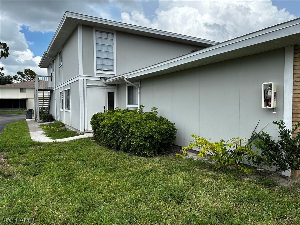 3340 New South Province Blvd in Ft. Myers, FL - Building Photo