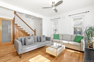 11 S Cedar St in Beacon, NY - Building Photo - Building Photo