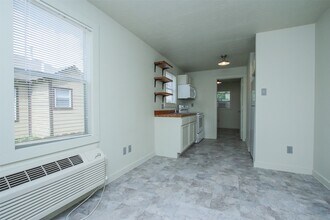 505 E 32nd St in Houston, TX - Foto de edificio - Building Photo