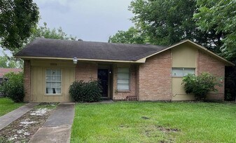 5818 Melanite Ave in Houston, TX - Building Photo