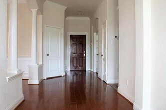9844 Mcfarring Dr in Fort Worth, TX - Building Photo - Building Photo