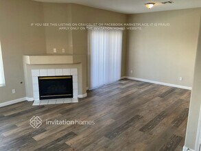 8418 Diamond Dust Dr in Las Vegas, NV - Building Photo - Building Photo