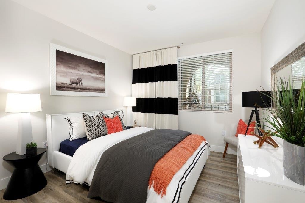 Aria Apartments in Cerritos, CA