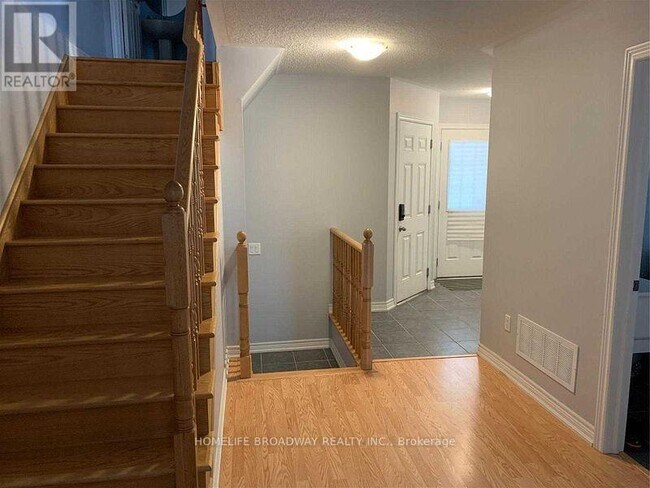 5 Toulouse Ct in Markham, ON - Building Photo - Building Photo