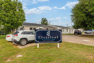 Clearleaf Crossing in Bryan, TX - Building Photo - Building Photo