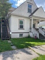 516 N Porter St in Saginaw, MI - Building Photo