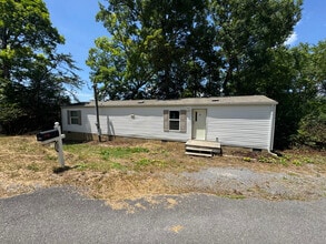 871 Fairgarden Cir in Sevierville, TN - Building Photo - Building Photo