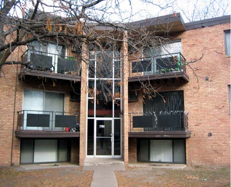 Western Hills in Maplewood, MN - Foto de edificio