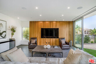 3100 Mountain View Ave in Los Angeles, CA - Building Photo - Building Photo