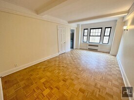 Christopher Street in New York, NY - Building Photo