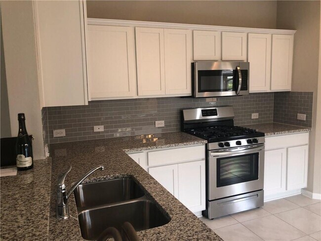 property at 2013 Langdale Ln