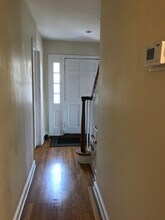4427 Nebraska Ave NW, Unit Large sunny room upstairs in Washington, DC - Foto de edificio - Building Photo