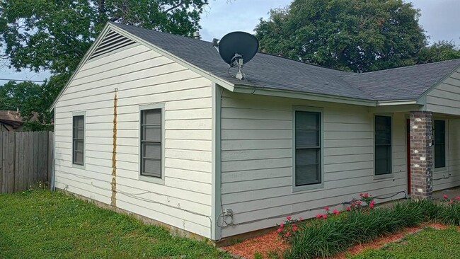 4754 Alvin St in Houston, TX - Building Photo - Building Photo