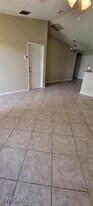 3723 SE 9th Pl in Cape Coral, FL - Building Photo