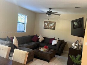 3783 SE 3rd St in Homestead, FL - Building Photo - Building Photo