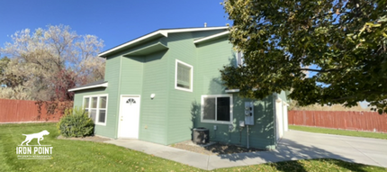 3914 Idaho Ave in Caldwell, ID - Foto de edificio - Building Photo