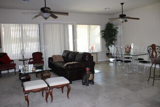 40433 Corte San Carlos in Indio, CA - Foto de edificio - Building Photo