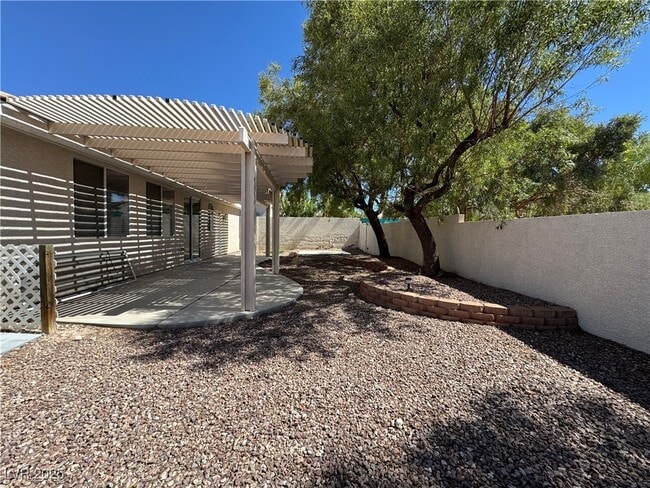 property at 1323 Dream Valley St