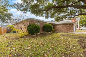 1610 Hastings Dr in Mansfield, TX - Building Photo - Building Photo